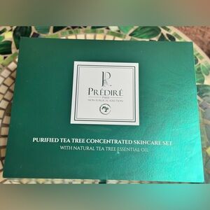 Predire Tea Tree Skincare Set - Green